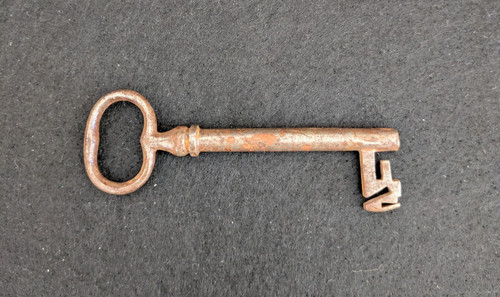 Chiave antica femmina - in, ferro