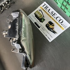 LANCIA Y ELEFANTINO 2000 >