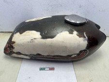 SERBATOIO CON TAPPO KAWASAKI MACH 2 400 CON DIFETTI VEDI DESCRIZIONE (KX305)