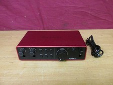 Focusrite Scarlett 2i2 Interfaccia audio di quarta generazione con cavo USB-C