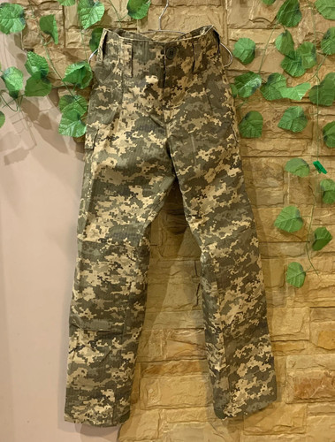 Pantaloni militari ucraini