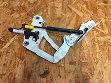 CHARNIERE CAPOT AIRBAG DROIT