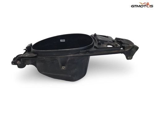 Under seat storage - under-seat, aprilia