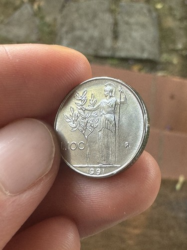 Moneta 100 lire italiana - moneta,