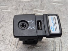 Lancia Delta III 2012 Porta USB 735549528 DLT64541