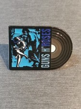 GUNS N ROSES USE YOUR ILLUSION COVER pin Badge Patch New High Quality
