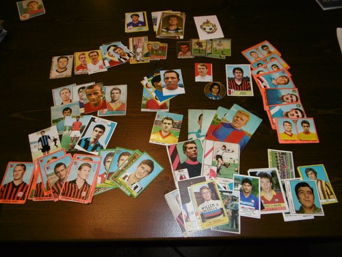 Lotto 106 figurine - 106, calcio