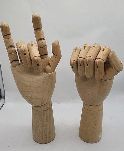 Wooden articulated artist - wooden,