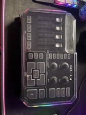 Mixer broadcast TC Helicon GoXLR con accessori