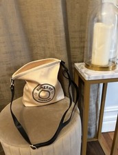 Pochette Burberry￼