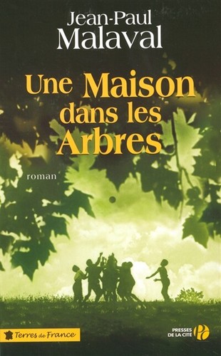 Une maison dans les arbres - arbres, de