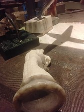 STATUINA POLVERE ALABASTRO" SPINARIO" BASE IN MARMO