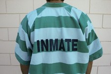 Costume Halloween Carcere Detenuto Tuta Righe Verdi e Bianche Pezzo Unico