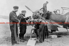 F028382 Ground crew reload