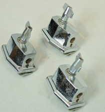 3 staffe di montaggio vintage