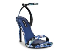 Woman's Dress Sandals Nine