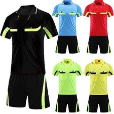 Completo uomo calcio arbitro