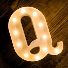 Quace Marquee Lettera Q