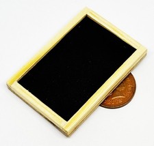 Casa delle bambole piccola