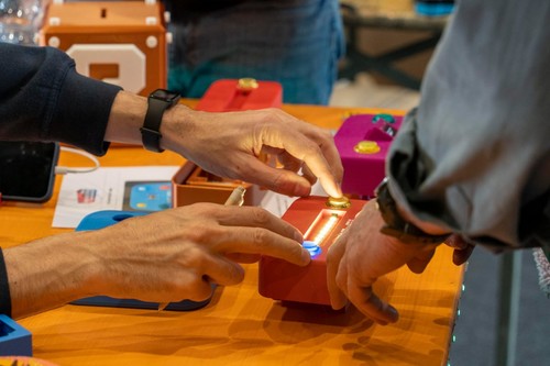 Gioco elettronico artigianale