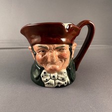 Vecchia tazza creatore