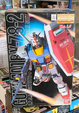 BANDAI GUNDAM RX-78-2 MOBILE SUIT PROTOTYPE - VERSIONE 1.5 - 1/100 MG GUNPLA