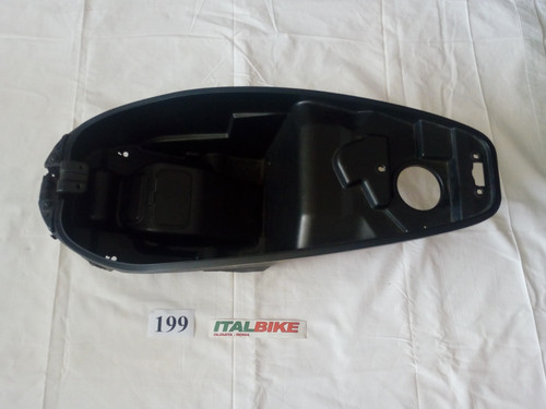 Vano sotto sella kymco - kymco, people