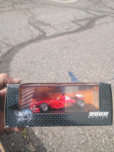 Hot wheels ferrari - hot, 1:43