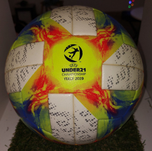 Adidas official match ball - ,