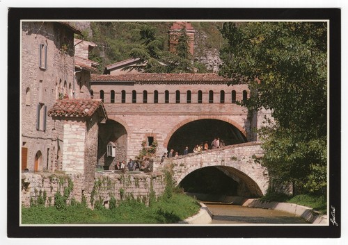 Gubbio ponte medievale in - –,