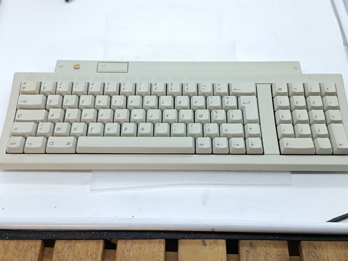 Apple keyboard m0487 adb - keyboard,