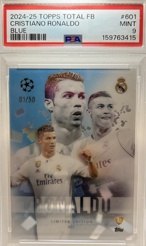 Topps total football - total, real