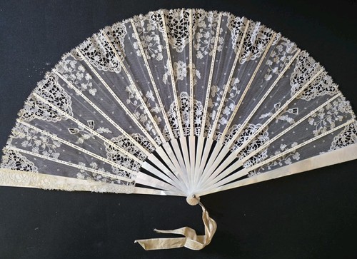 Antico grande ventilatore