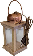 Lanterna a LED in Legno