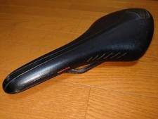 Sella in carbonio Fizik Arione