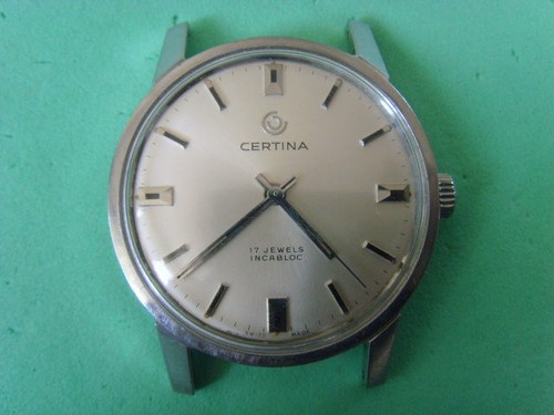 Orologio manuale svizzero