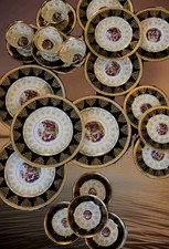 ~Angelica Kauffman Art ~ Servizio da tavola nero e oro ~ bordo oro 22 carati 28 pezzi leggere