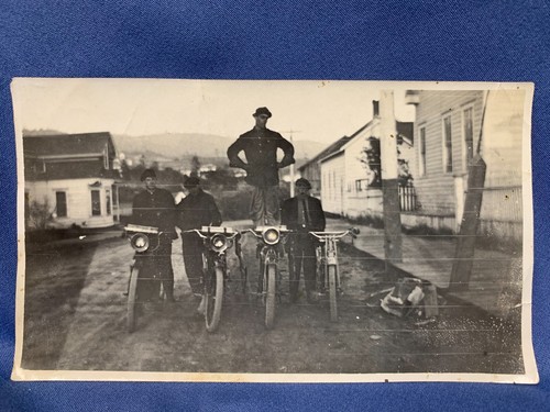 Uomini bicicletta o - in,