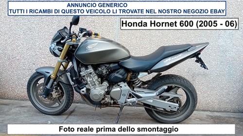 Sono disponibili ricambi moto - ricambi,