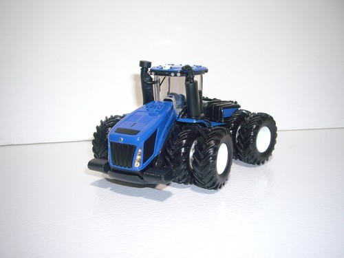 Ertl new holland - new, t9.700