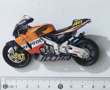 I125697 MOTO IXO Model 1/24 -