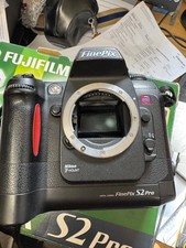 FUJI FINEPIX S2 PRO FOTOCAMERA