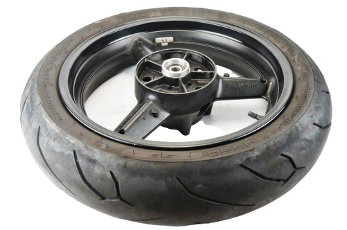 Cerchio posteriore con - cerchio,