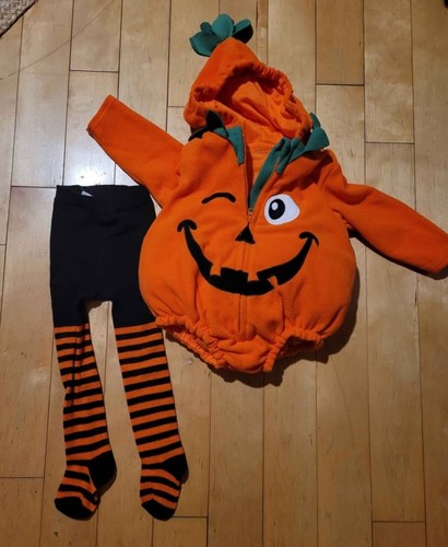 Costume pile halloween - in,