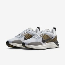 Nike Lunar Roam Platinum