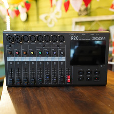 ZOOM R20 Registratore