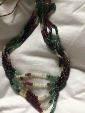 Collana di Smeraldi,Rubini,Zaffiri blu e bianchi