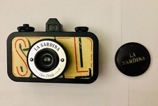 Lomography La Sardina Sea Pride macchina fotografica pellicola 35mm
