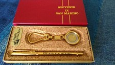 Souvenir di SAN MARINO penna dorata e portachiavi con MONETA 1988 FDC oro 