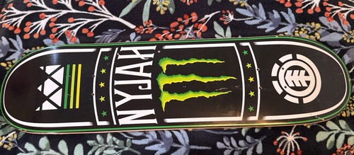 Element nyjah mostro - element,